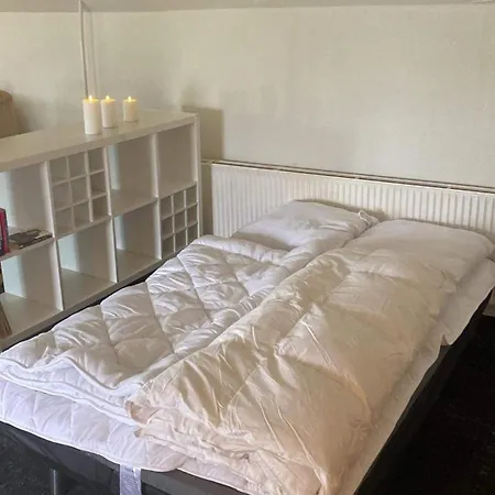 Nedlagt Landbrug Med 3 Lejlighed 2 شقة فايل